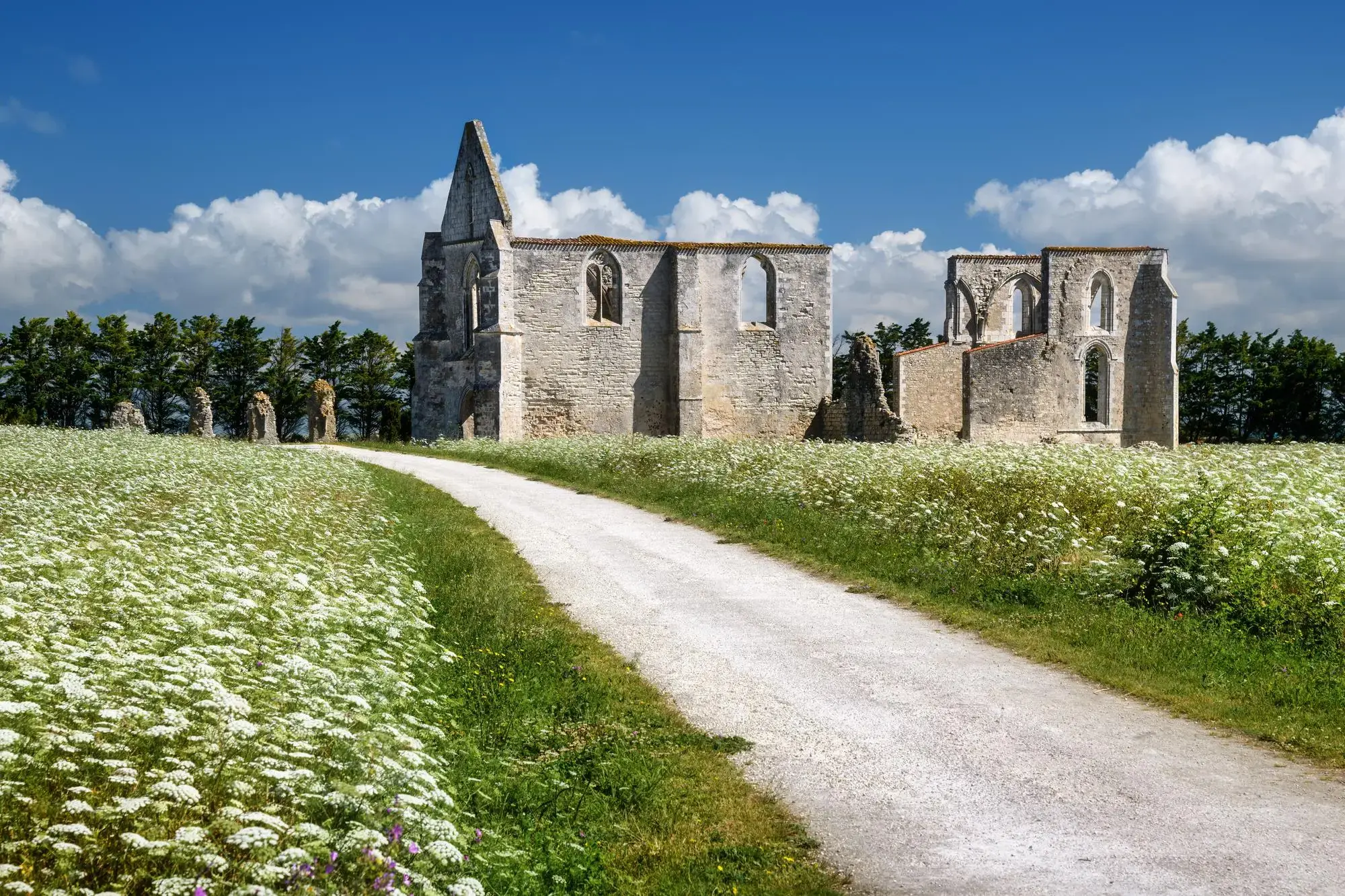 Abbaye des Chateliers