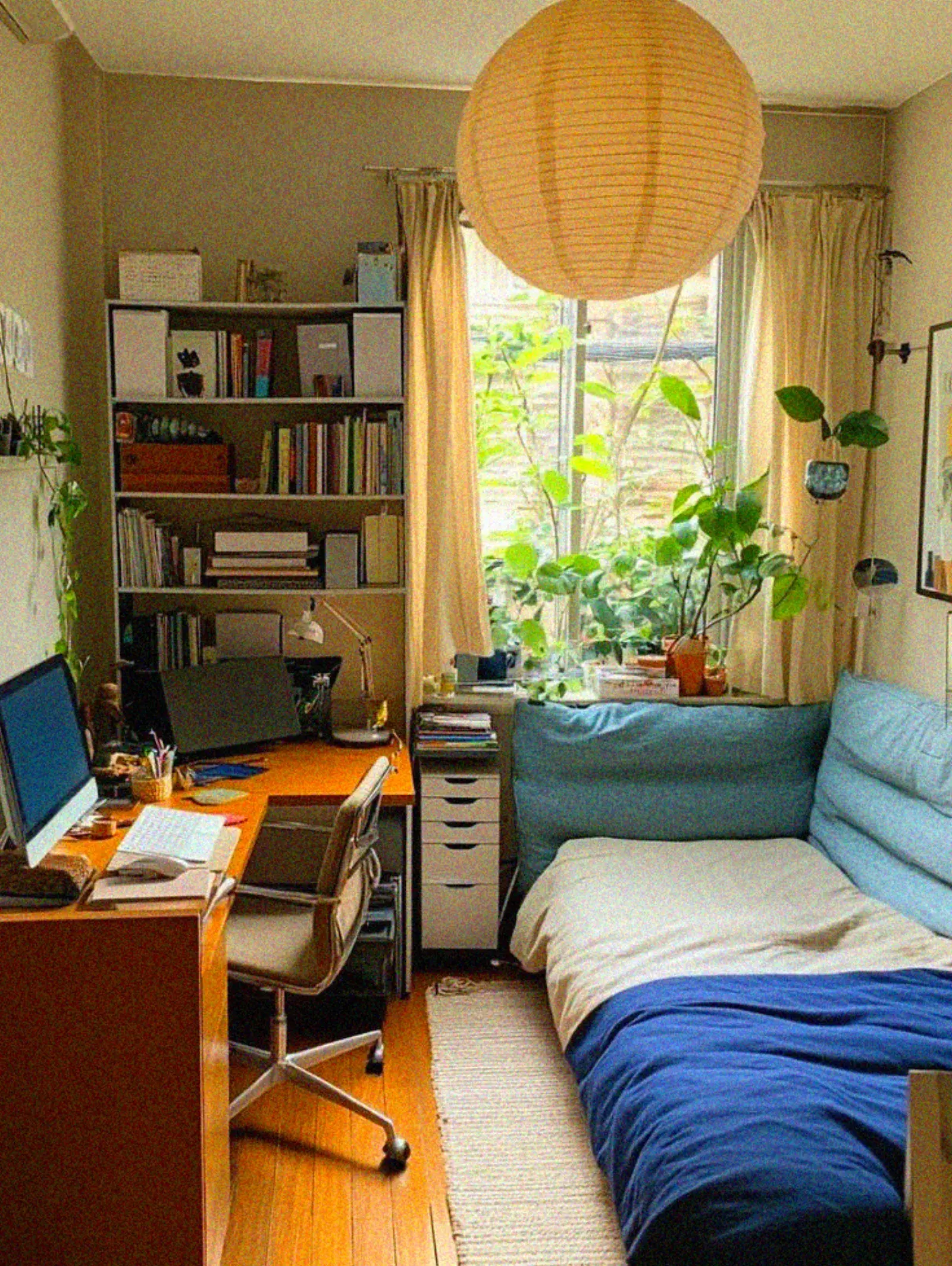 Room folio